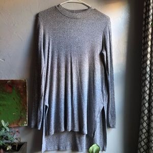 Gray long sleeve high low shirt